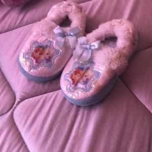 Frozen house slippers